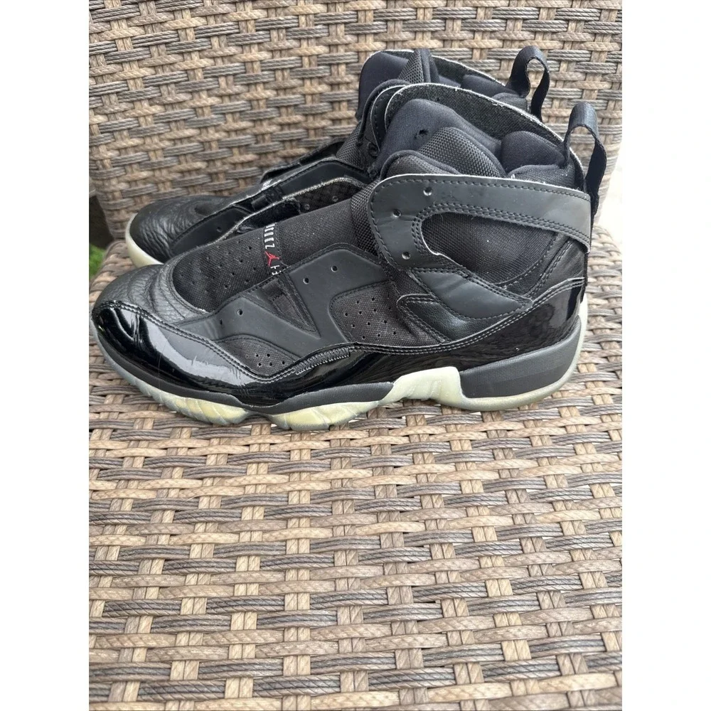 Air Jordan 8 Retro Black Red Men US 11 Basketball Shoes DO1925-003